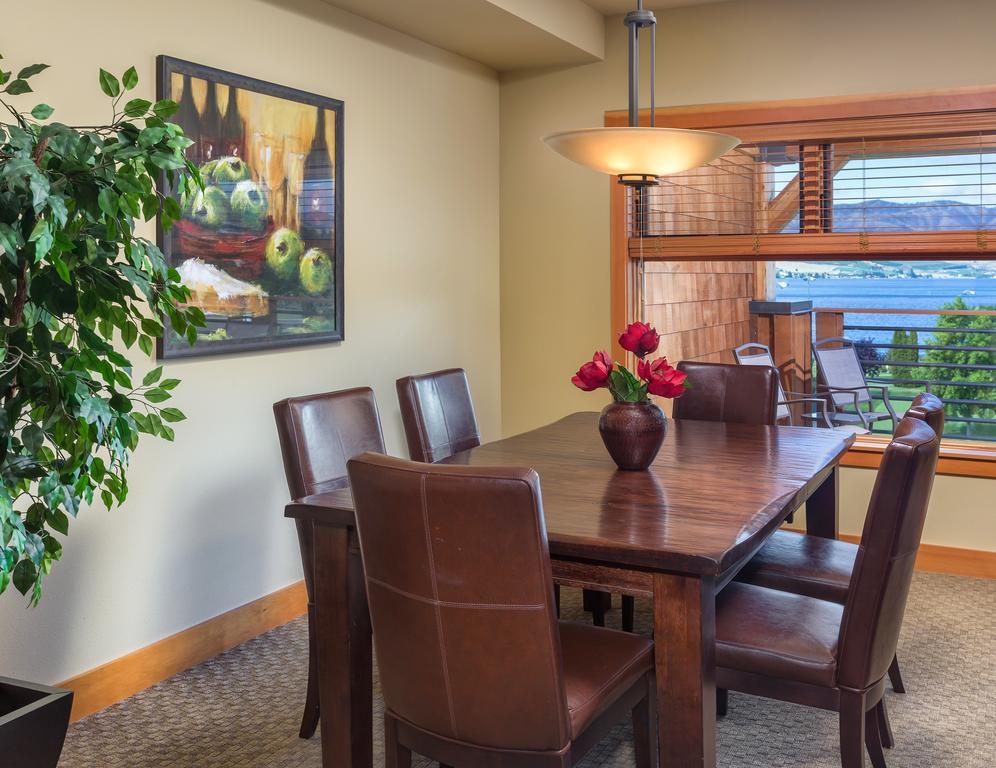 Luxury Three-Bedroom Apartment