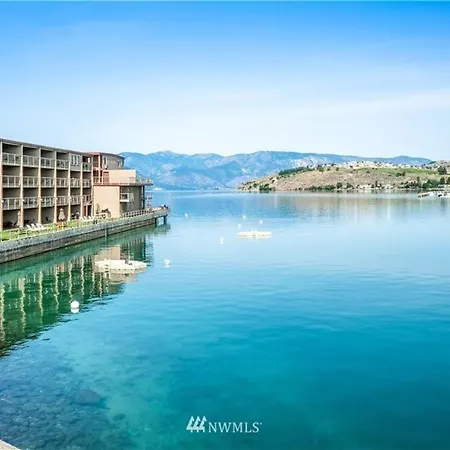 Grandview Lake Chelan- Waterfront View, Pool, Hot Tub, Golf, 1 Min To Downtown-2